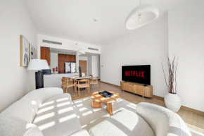 VayK - Modern 2 BD with Stunning Sea View in Port de La Mer
